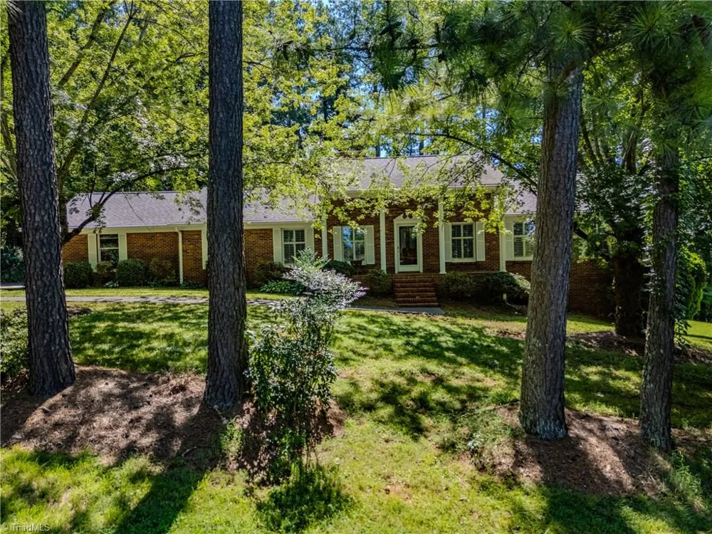 2160 Margaret Drive Mount Airy, NC 27030