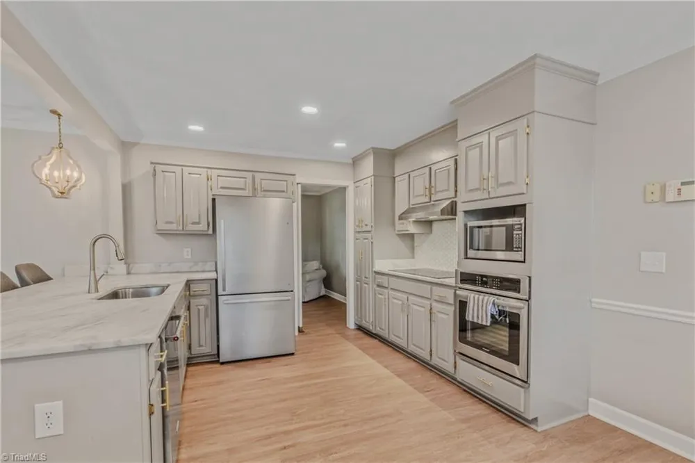 2160 Margaret Drive Mount Airy, NC 27030