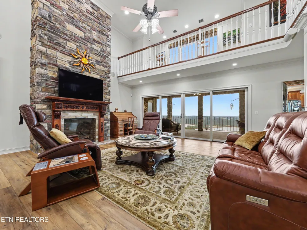 498 Proffitt Ridge Rd Mooresburg, TN 37811