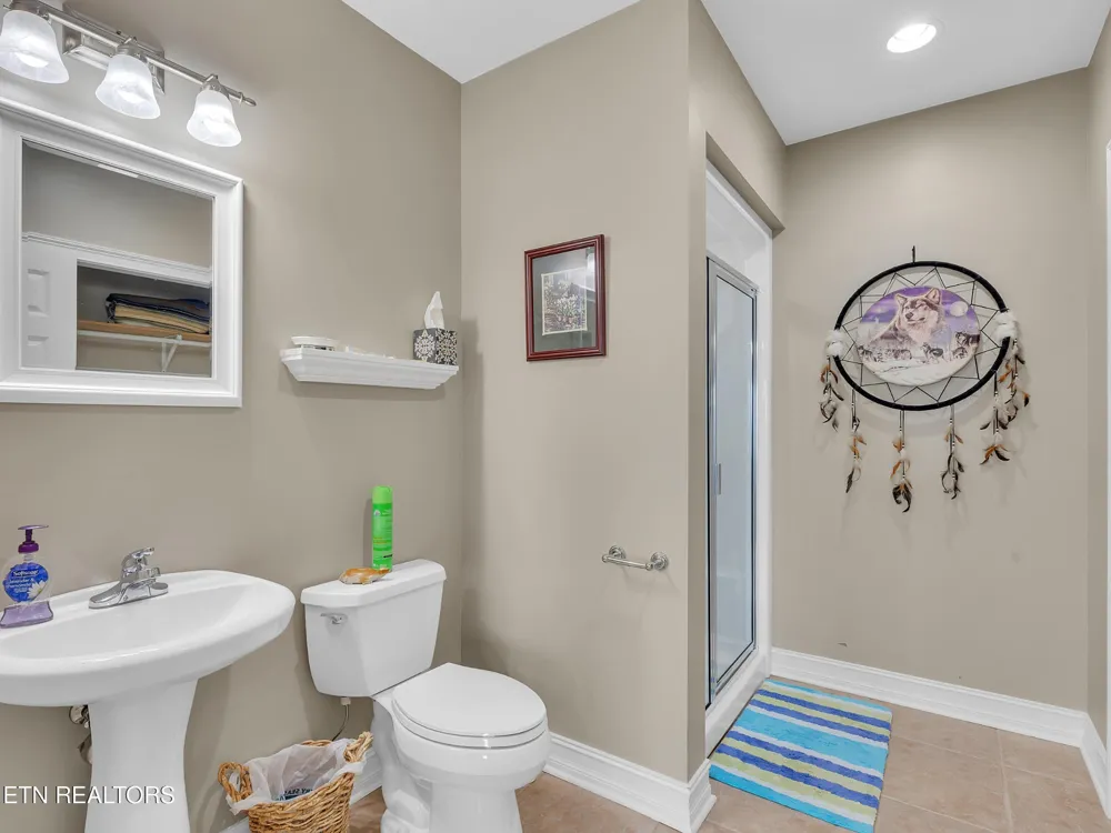 498 Proffitt Ridge Rd Mooresburg, TN 37811