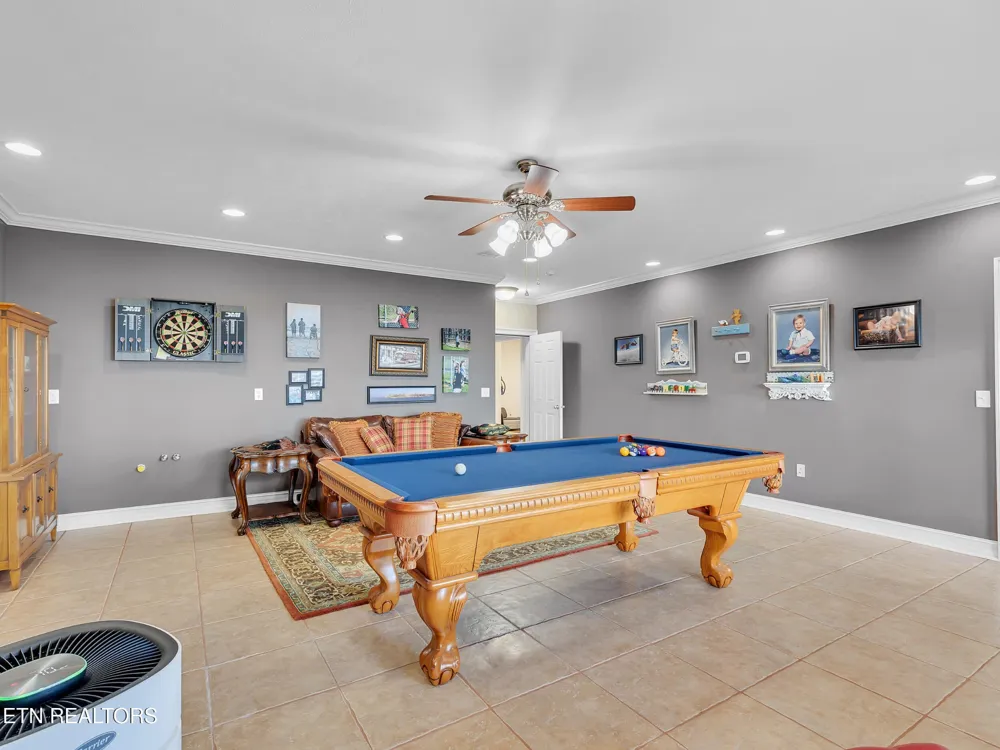 498 Proffitt Ridge Rd Mooresburg, TN 37811