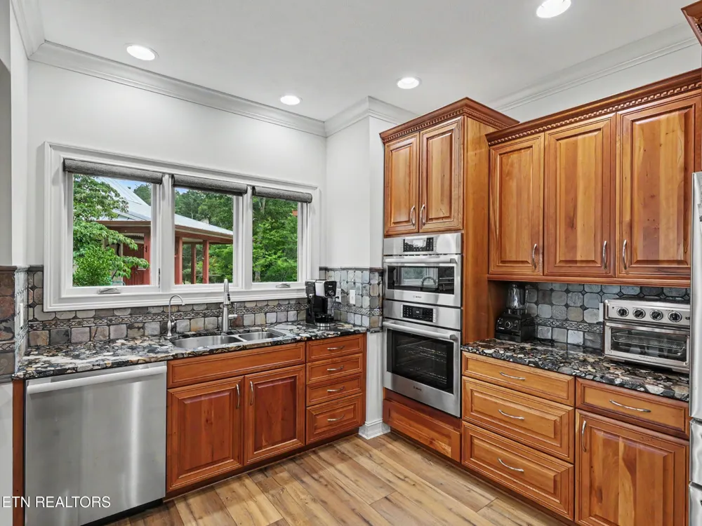 498 Proffitt Ridge Rd Mooresburg, TN 37811