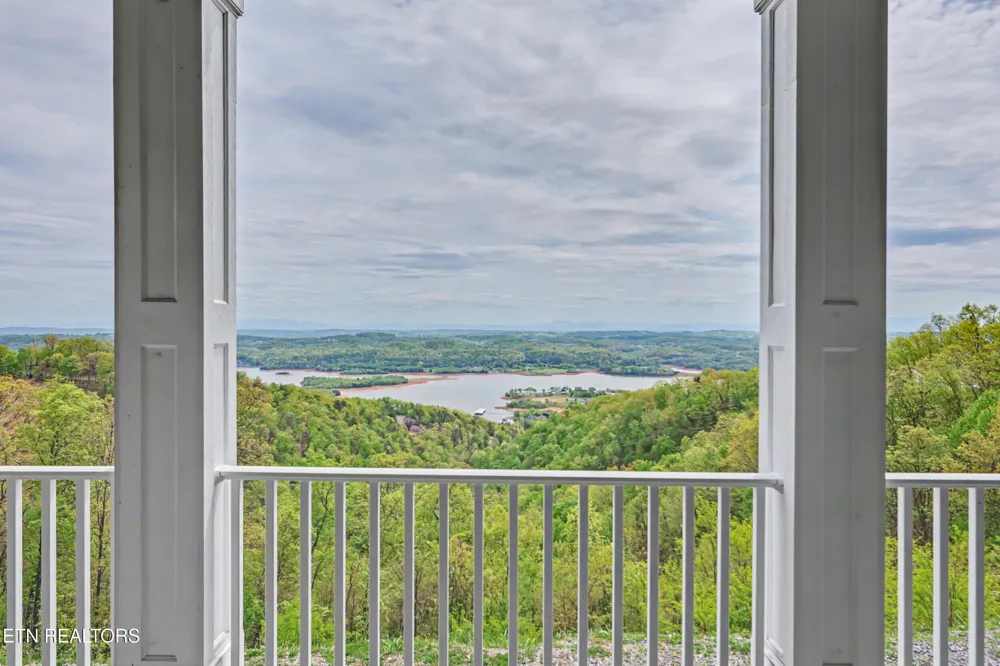 498 Proffitt Ridge Rd Mooresburg, TN 37811
