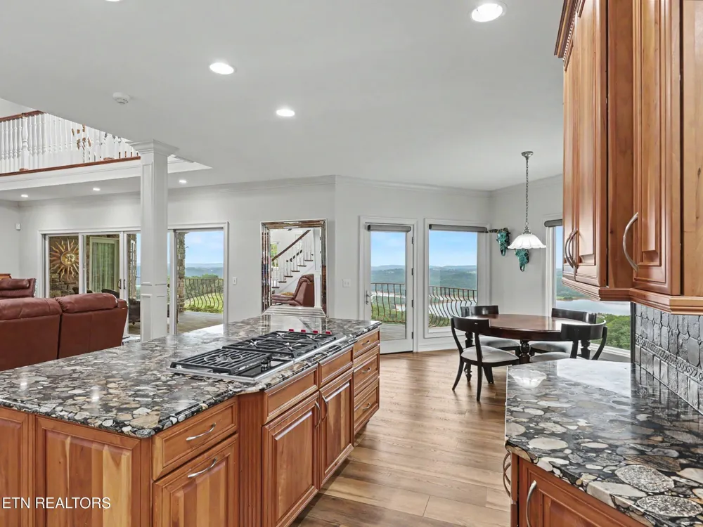 498 Proffitt Ridge Rd Mooresburg, TN 37811