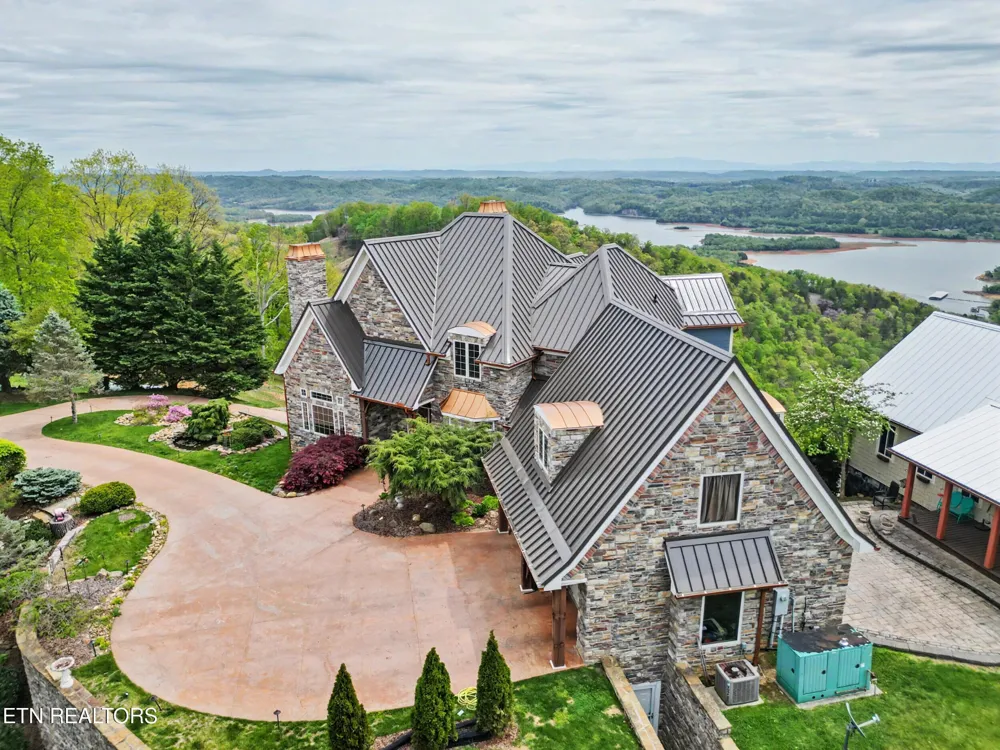 498 Proffitt Ridge Rd Mooresburg, TN 37811