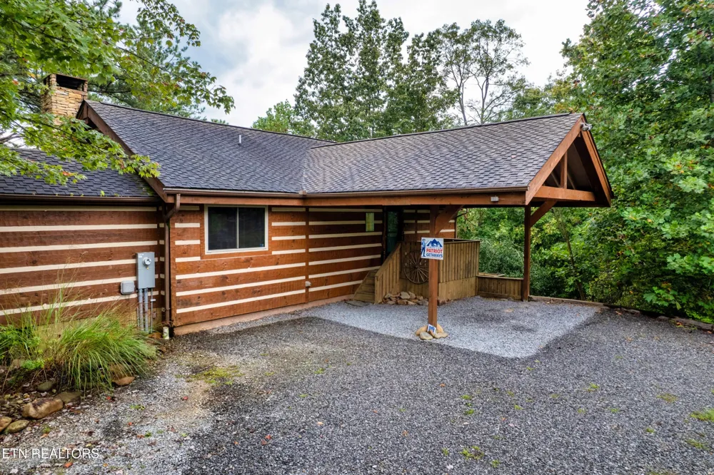 317 Matterhorn Drive Gatlinburg, TN 37738