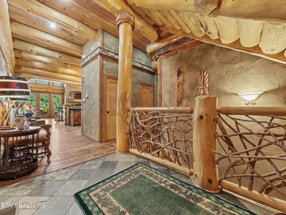 213 Matterhorn Drive Gatlinburg, TN 37738