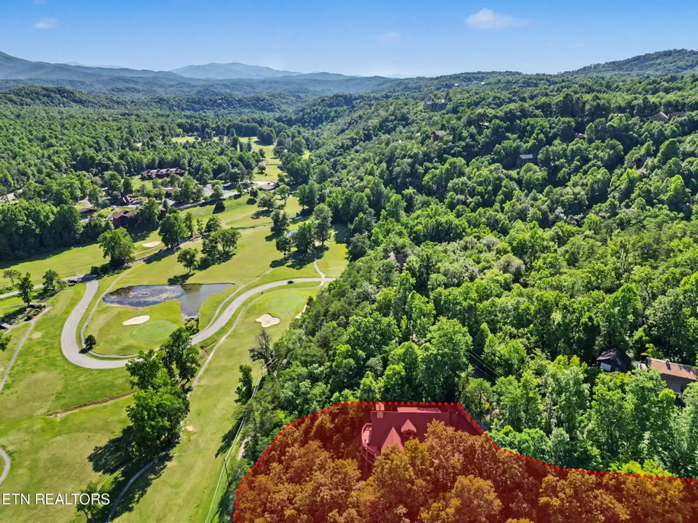 213 Matterhorn Drive Gatlinburg, TN 37738