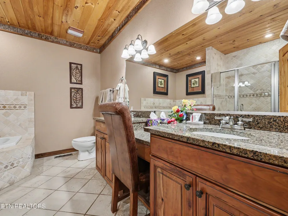 213 Matterhorn Drive Gatlinburg, TN 37738