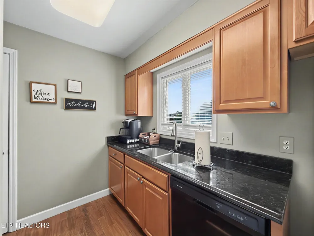 609 River Place Way #UNIT B301 Sevierville, TN 37862