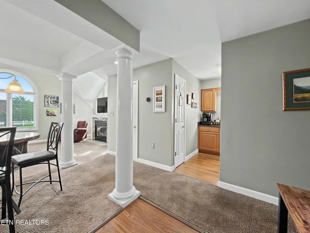 609 River Place Way #UNIT B301 Sevierville, TN 37862