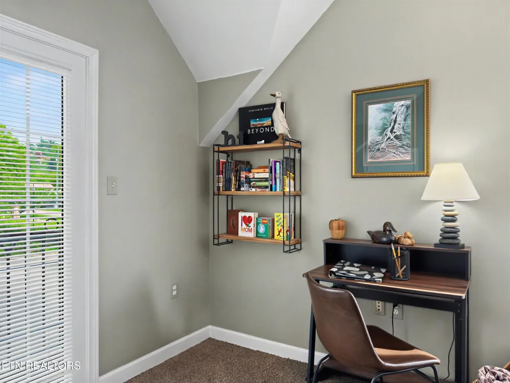 609 River Place Way #UNIT B301 Sevierville, TN 37862