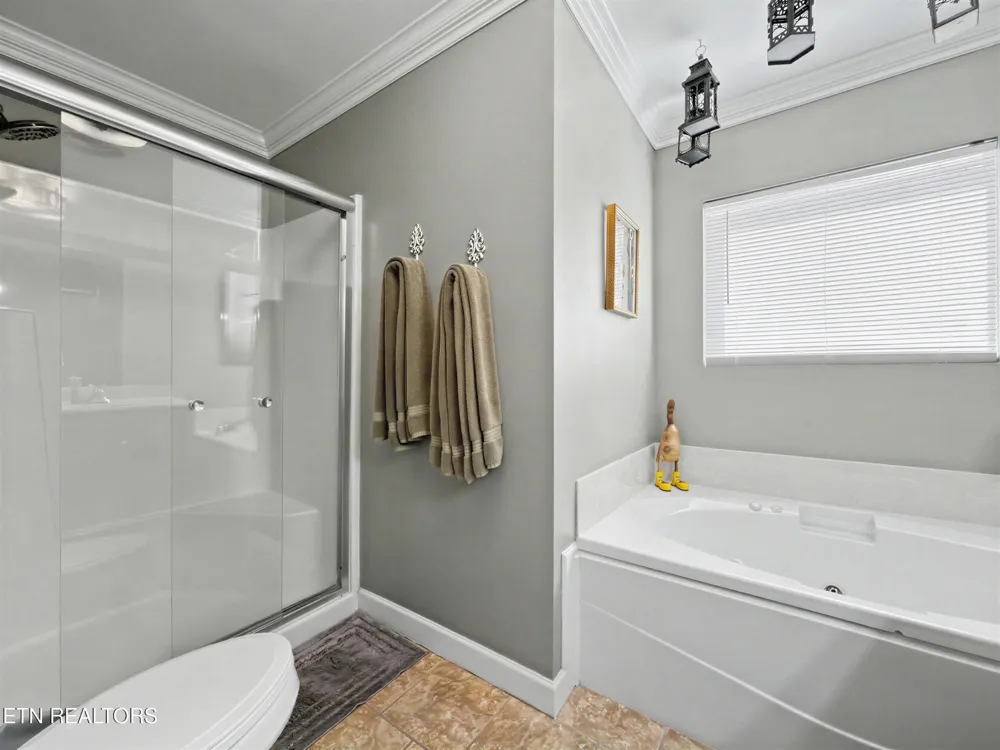 609 River Place Way #UNIT B301 Sevierville, TN 37862