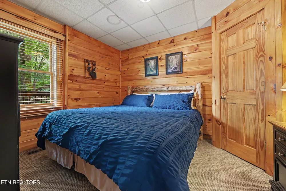 4414 Forest Vista Way Pigeon Forge, TN 37863