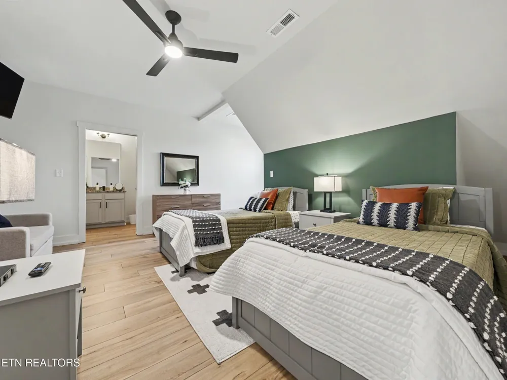 426 Fleeta Williams Way Sevierville, TN 37862