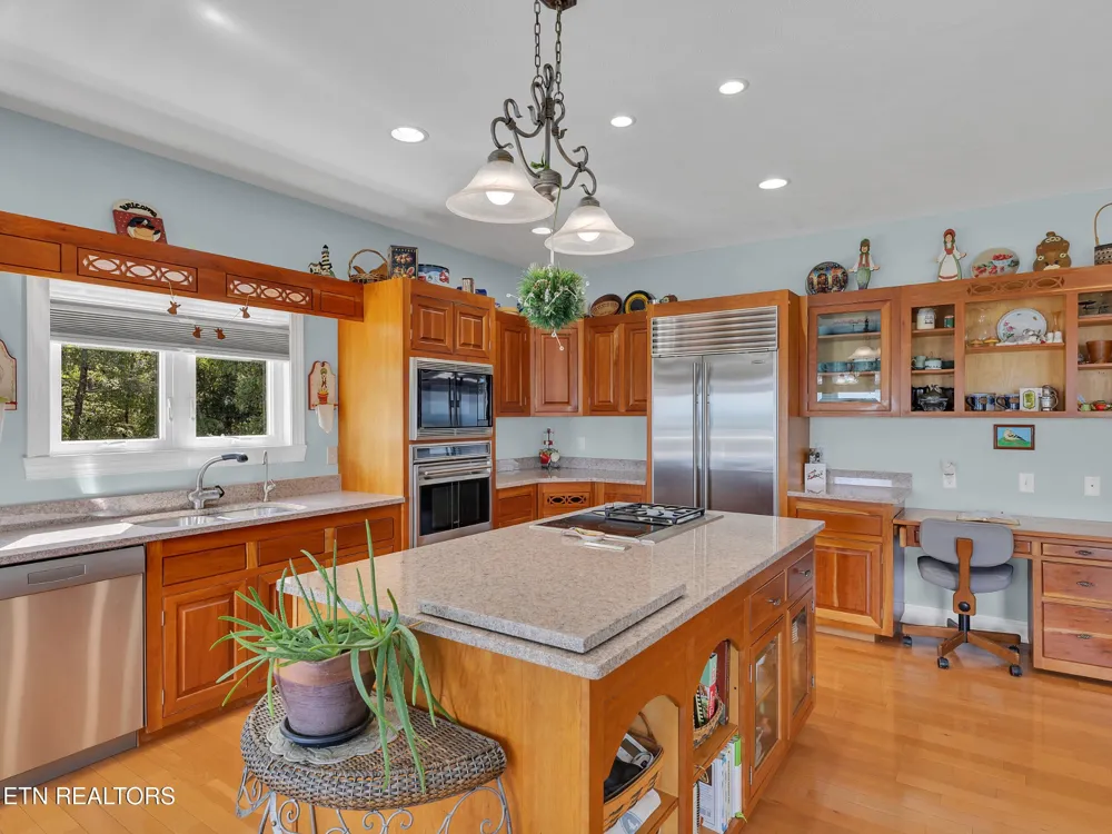 496 Proffitt Ridge Rd Mooresburg, TN 37811