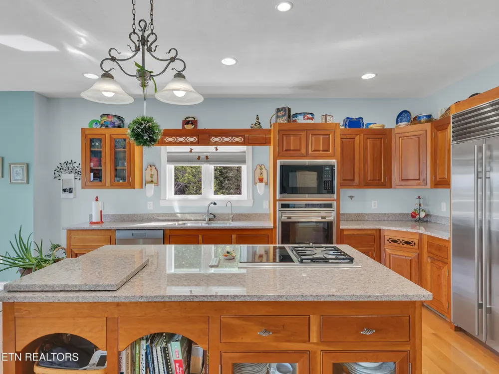496 Proffitt Ridge Rd Mooresburg, TN 37811