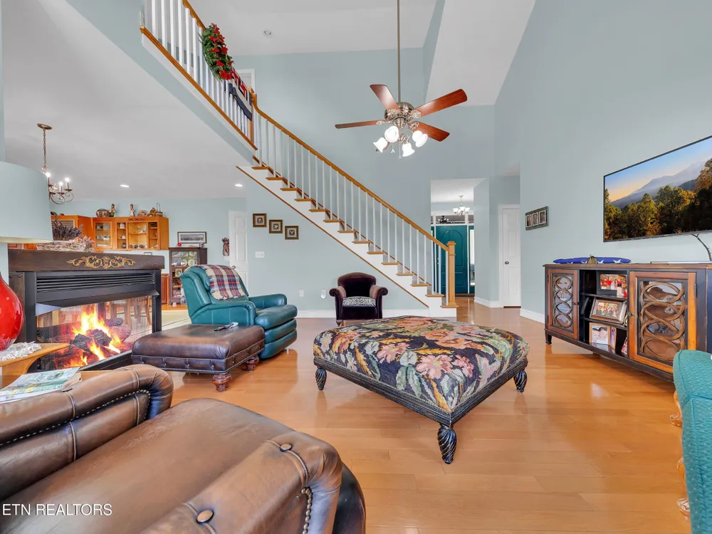496 Proffitt Ridge Rd Mooresburg, TN 37811