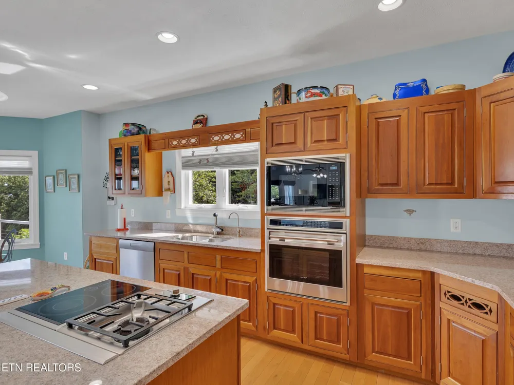 496 Proffitt Ridge Rd Mooresburg, TN 37811