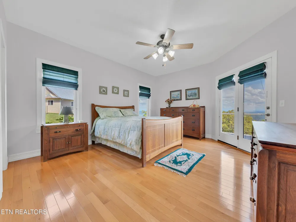 496 Proffitt Ridge Rd Mooresburg, TN 37811