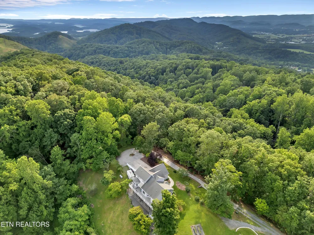 496 Proffitt Ridge Rd Mooresburg, TN 37811