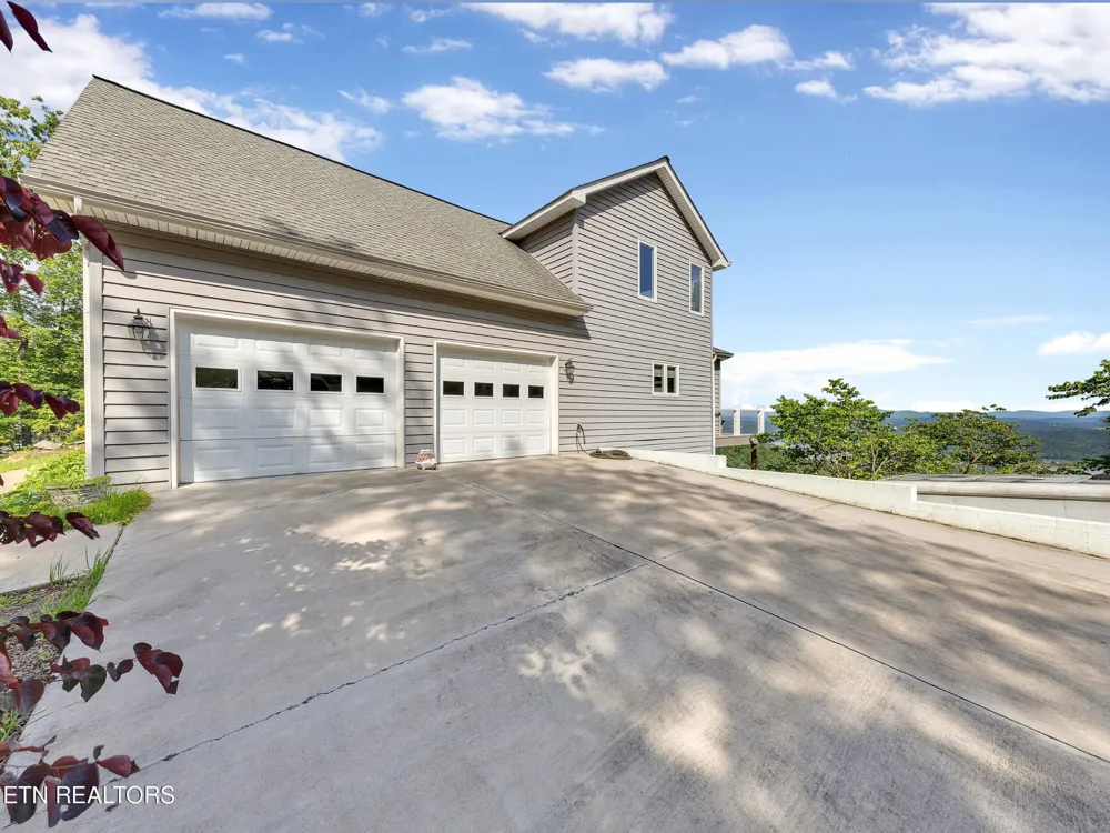 496 Proffitt Ridge Rd Mooresburg, TN 37811