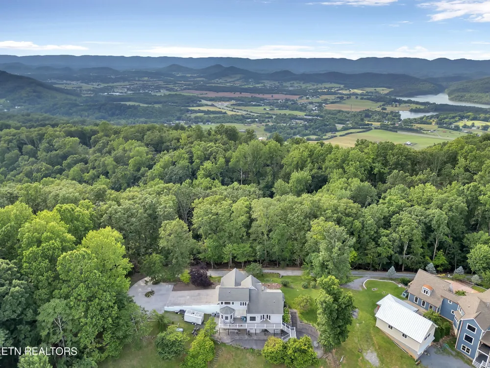496 Proffitt Ridge Rd Mooresburg, TN 37811