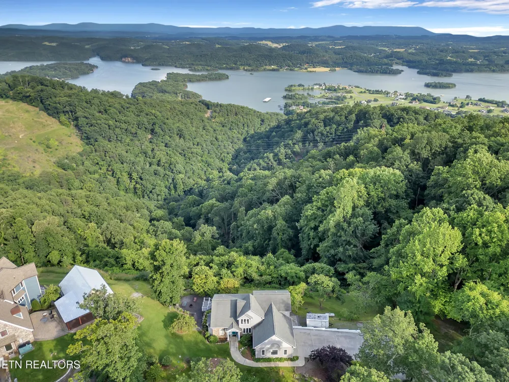 496 Proffitt Ridge Rd Mooresburg, TN 37811