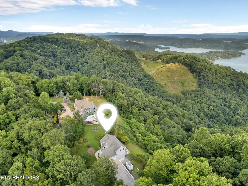 496 Proffitt Ridge Rd Mooresburg, TN 37811