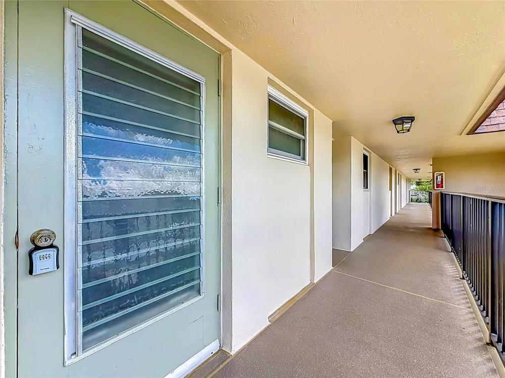 9945 47TH AVENUE #203 St Petersburg, FL 33708