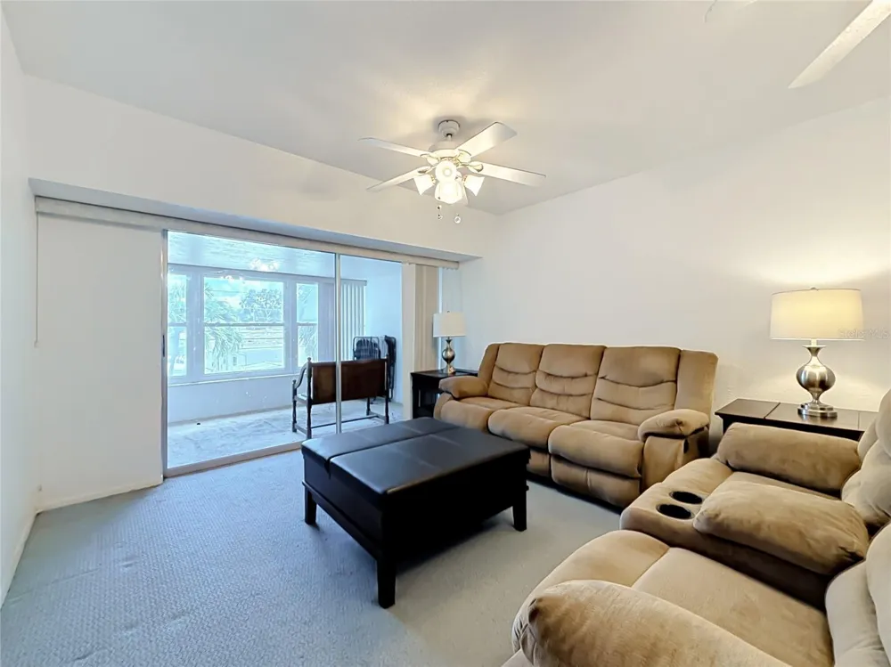 9945 47TH AVENUE #203 St Petersburg, FL 33708