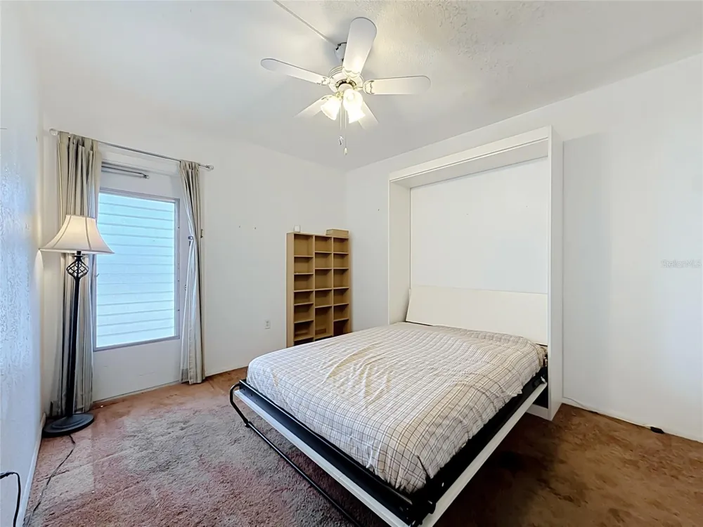 9945 47TH AVENUE #203 St Petersburg, FL 33708