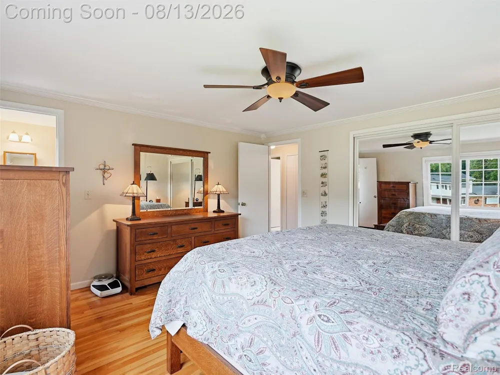 52338 Livingstone Court Shelby Charter Township, MI 48316