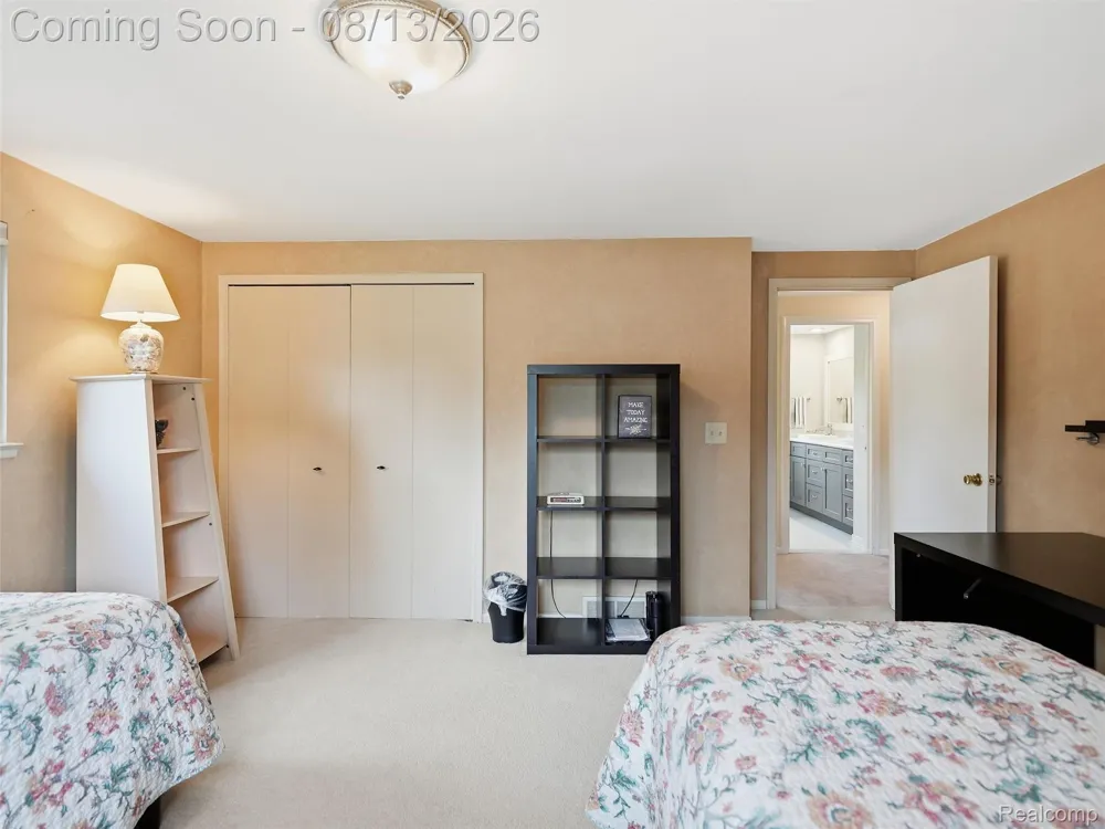 52338 Livingstone Court Shelby Charter Township, MI 48316
