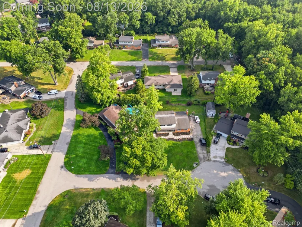 52338 Livingstone Court Shelby Charter Township, MI 48316