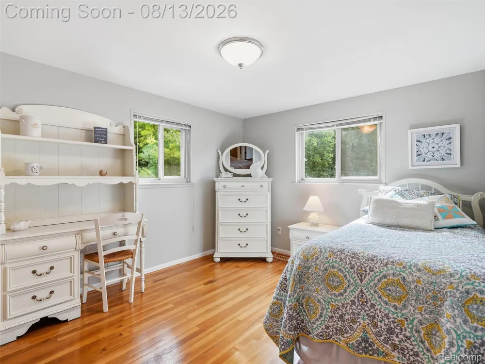 52338 Livingstone Court Shelby Charter Township, MI 48316