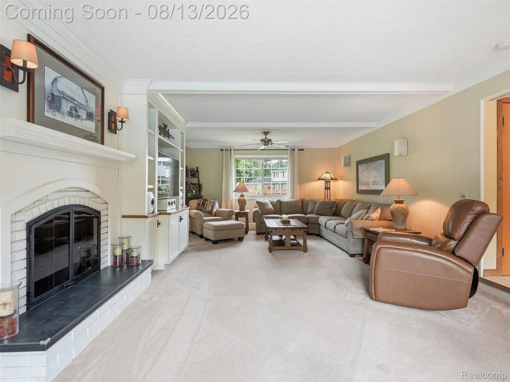 52338 Livingstone Court Shelby Charter Township, MI 48316