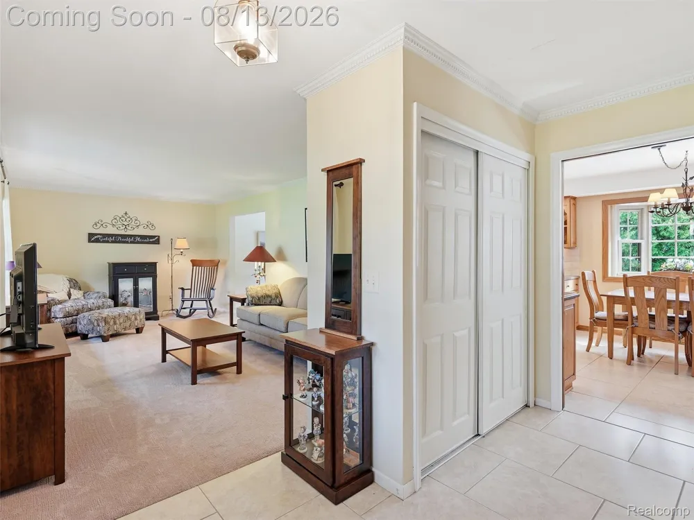 52338 Livingstone Court Shelby Charter Township, MI 48316