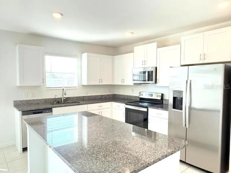11163 LINDEN DEPOT ROAD San Antonio, FL 33576