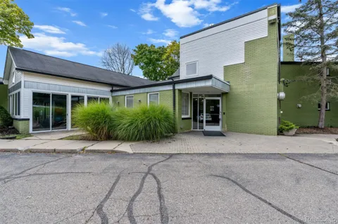 1050 Adams Road #114