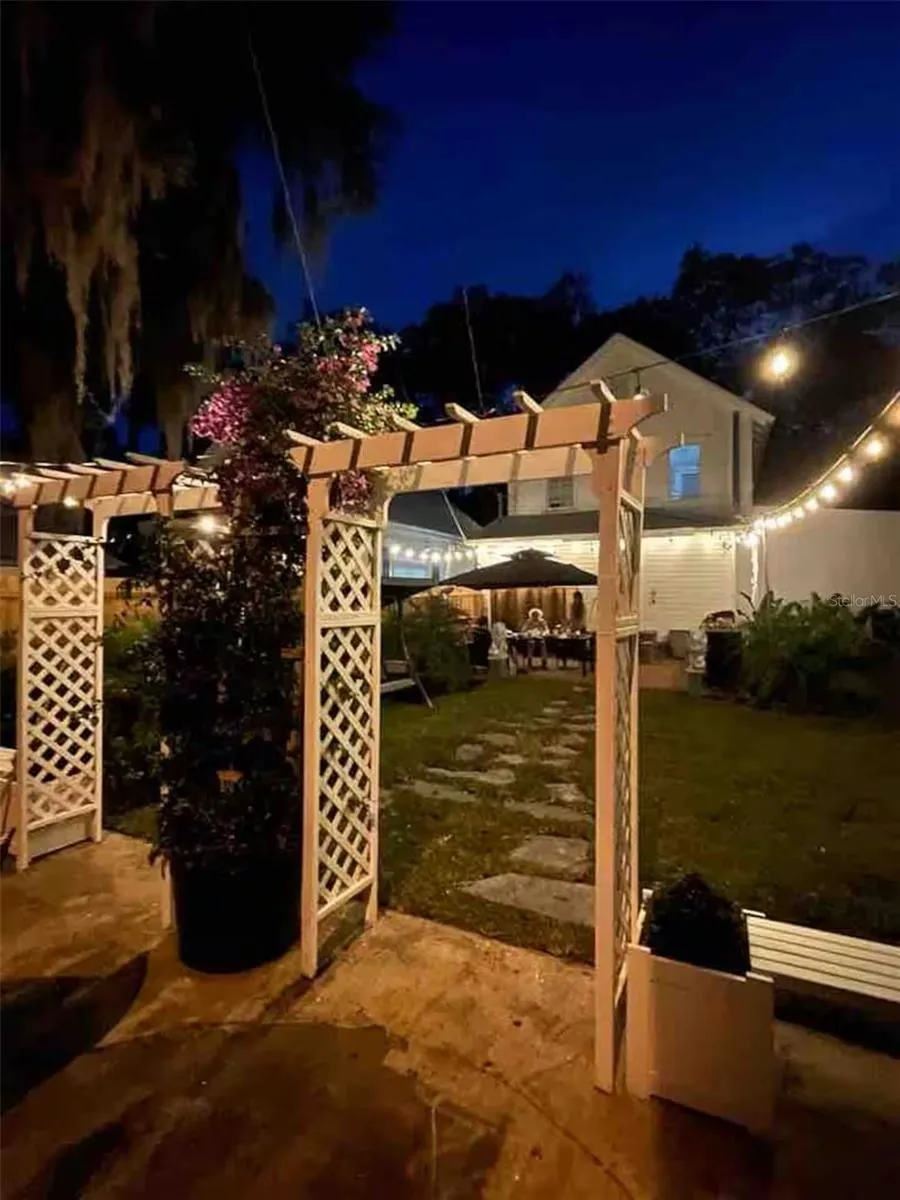 505 S MYRTLE AVENUE Sanford, FL 32771