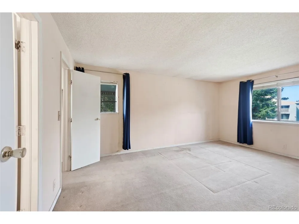 907 S Yampa Street #208 Aurora, CO 80017
