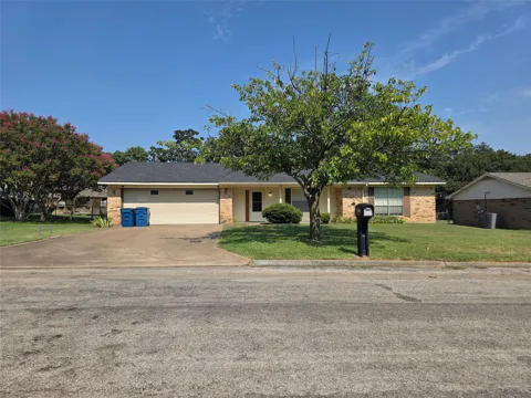 107 Bluebonnet Trail