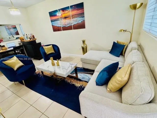 2811 SE 17th Ave #110 Homestead, FL 33035