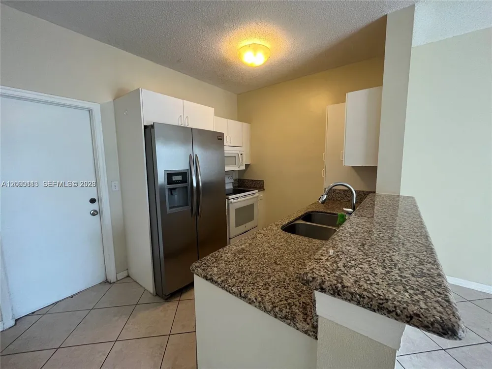 3905 San Simeon Ln Weston, FL 33331