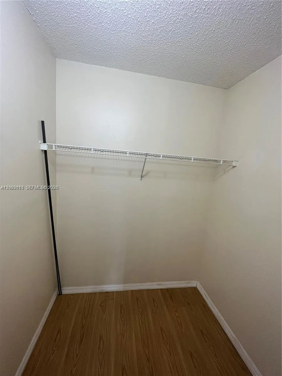3905 San Simeon Ln Weston, FL 33331