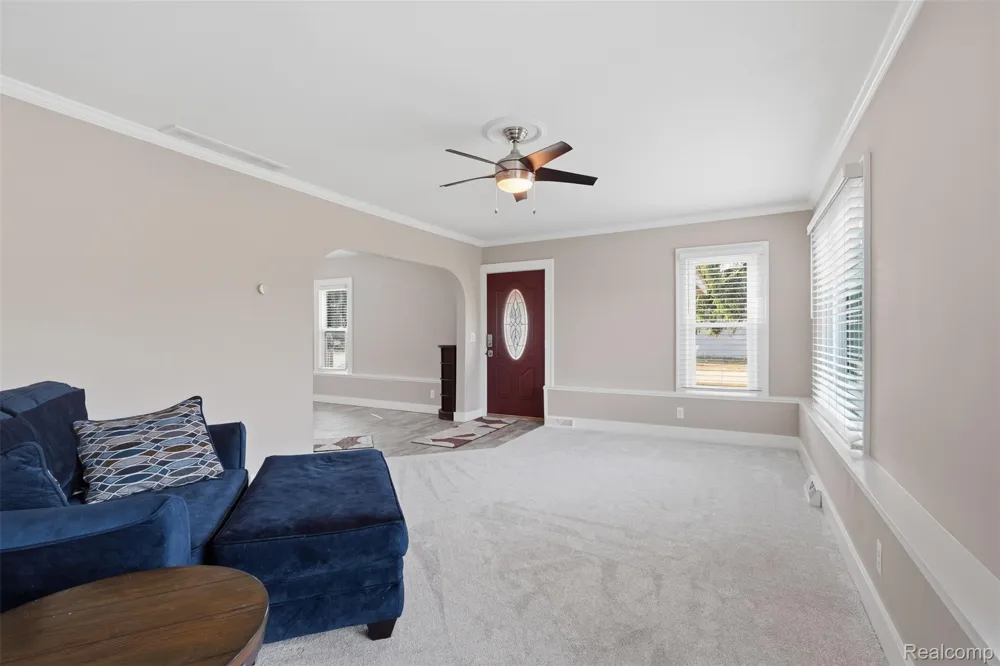 107 2nd Street Fenton City, MI 48430