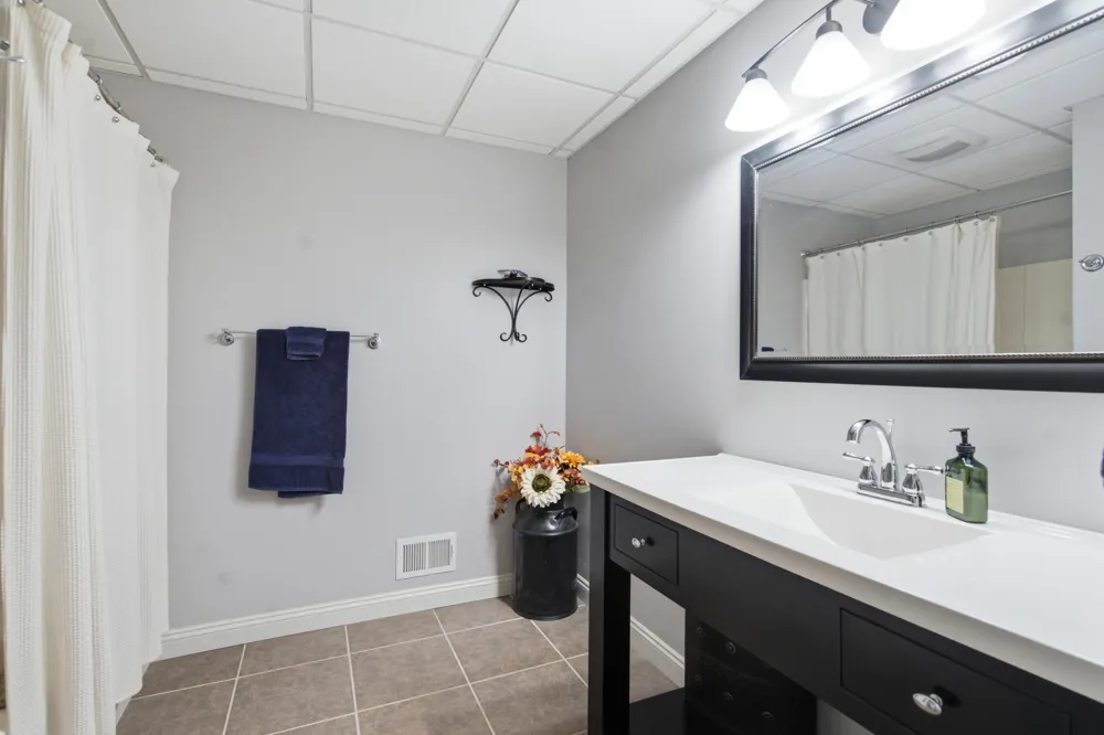 6143 Sunshine Avenue Prairie Ronde Township, MI 49087