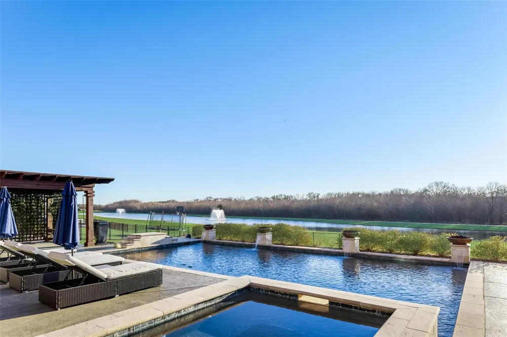 104 Brentwood Drive Heath, TX 75032