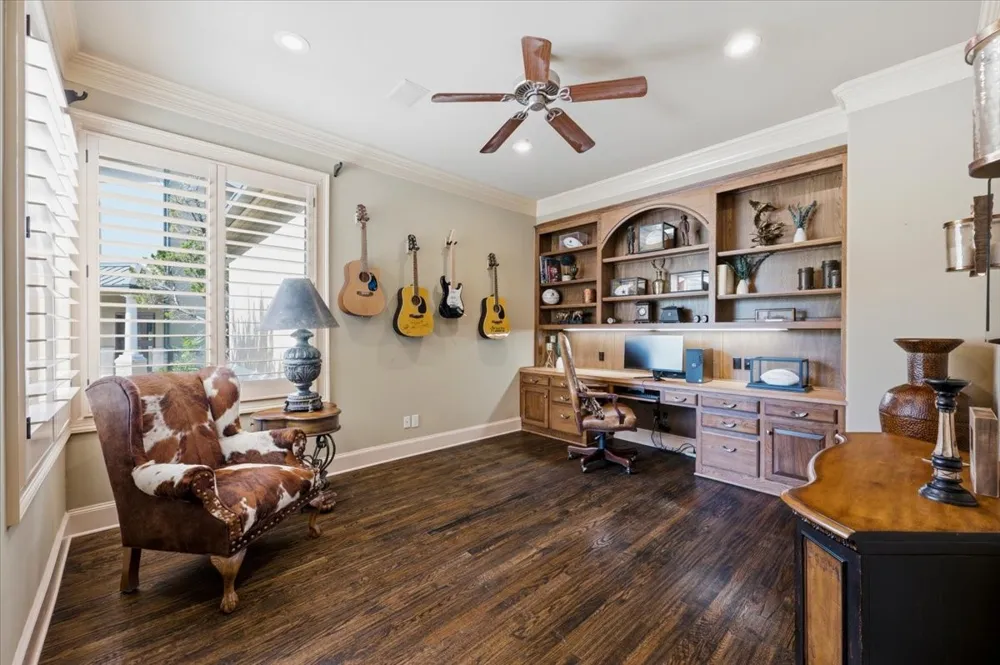 200 Falcon Ridge Aledo, TX 76008
